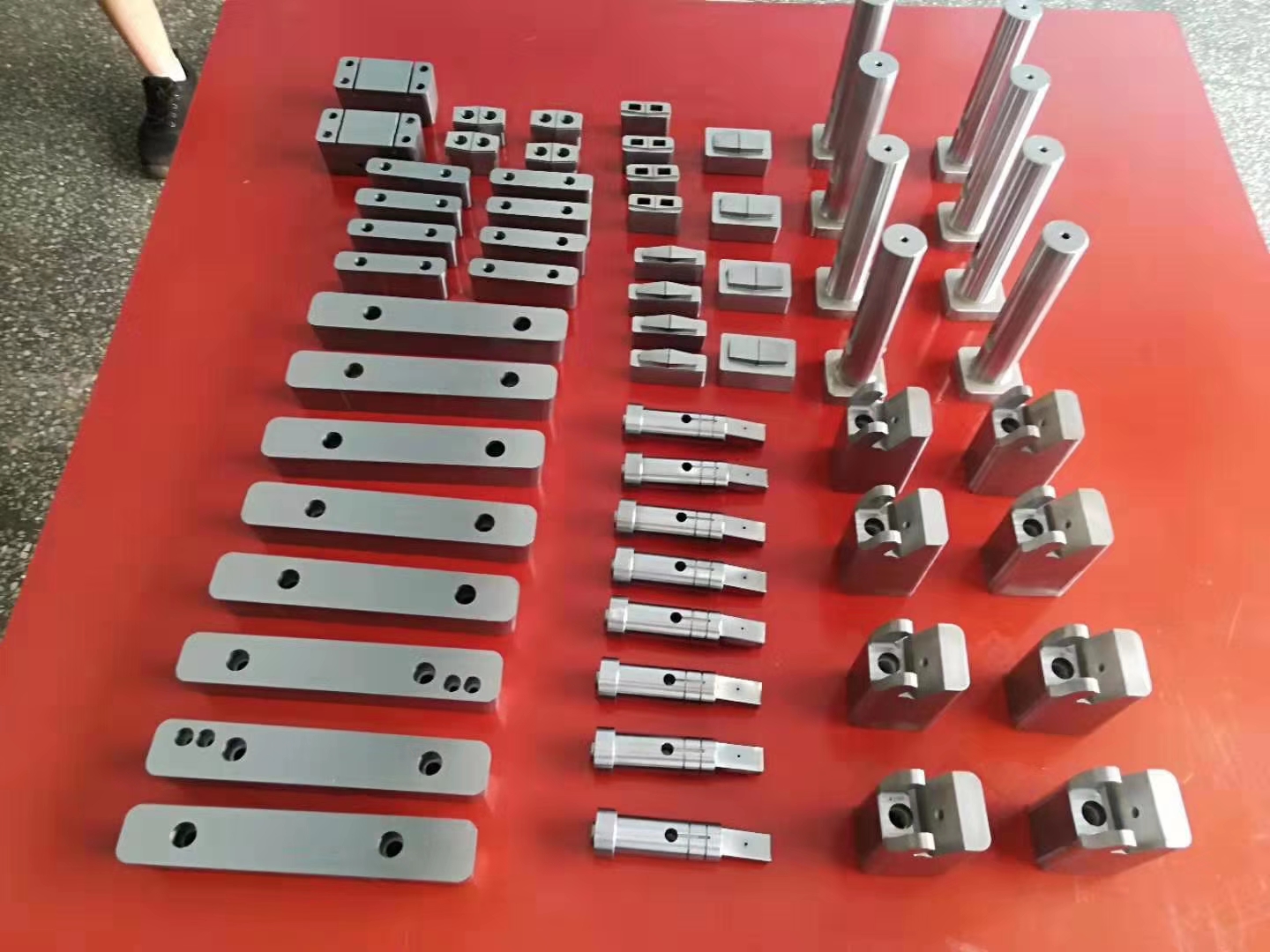 mold parts manufacturing